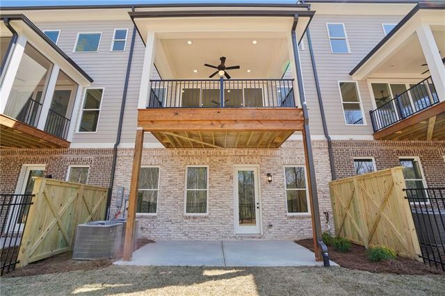 5695 Broad River View 444, Peachtree Corners, GA 30092