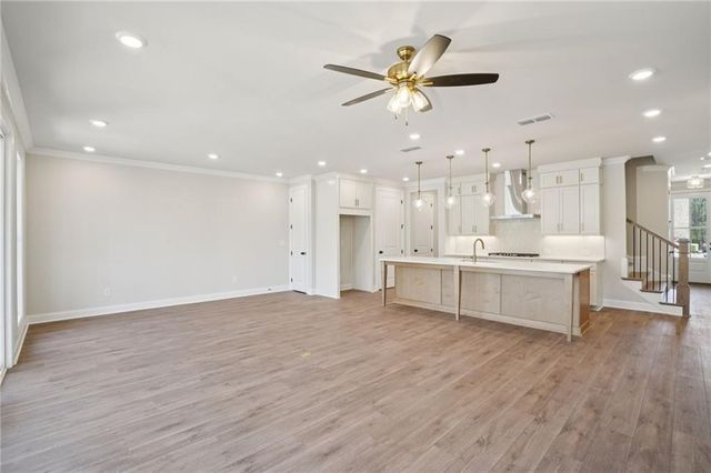 5695 Broad River View 444, Peachtree Corners, GA 30092
