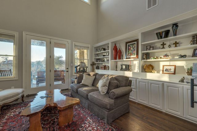 104 Bella Strada CV, Austin, TX 78734