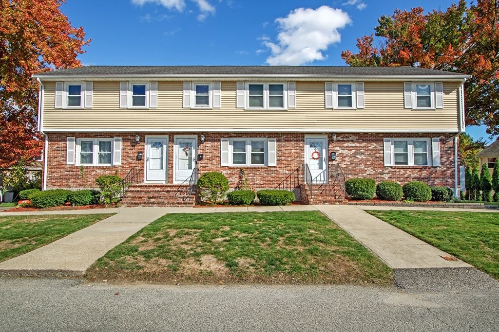 26 Moreland Ave 28, Dedham, MA 02026