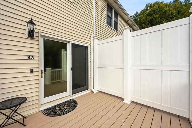 43 Willow Ridge Dr 43, Bridgewater, MA 02324