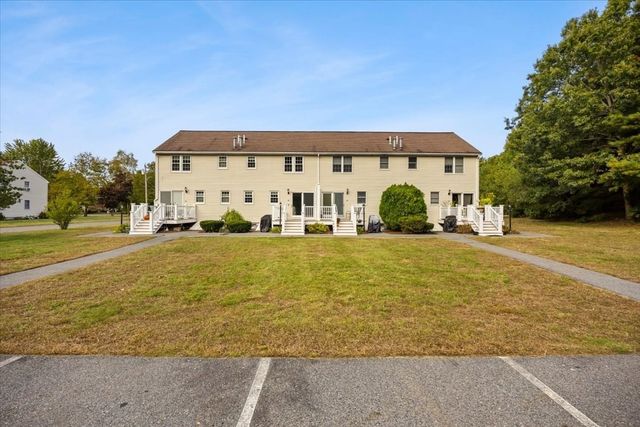 43 Willow Ridge Dr 43, Bridgewater, MA 02324