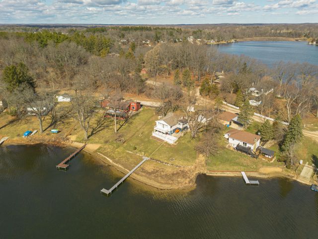 11159 W Perch Lake Drive W, Cement City, MI 49233