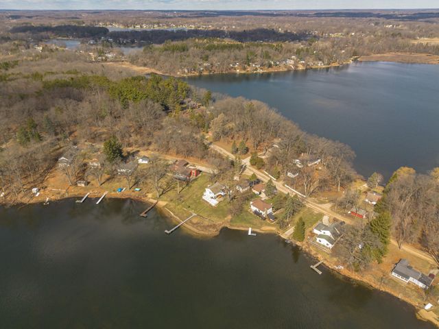 11159 W Perch Lake Drive W, Cement City, MI 49233