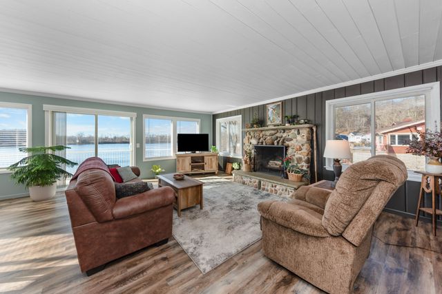 11159 W Perch Lake Drive W, Cement City, MI 49233