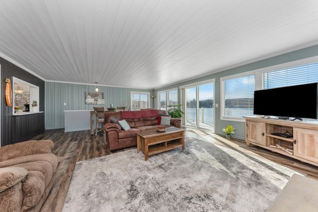 11159 W Perch Lake Drive W, Cement City, MI 49233