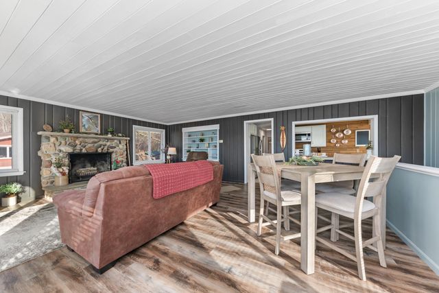 11159 W Perch Lake Drive W, Cement City, MI 49233