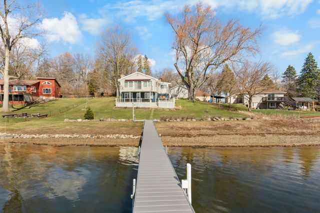 11159 W Perch Lake Drive W, Cement City, MI 49233