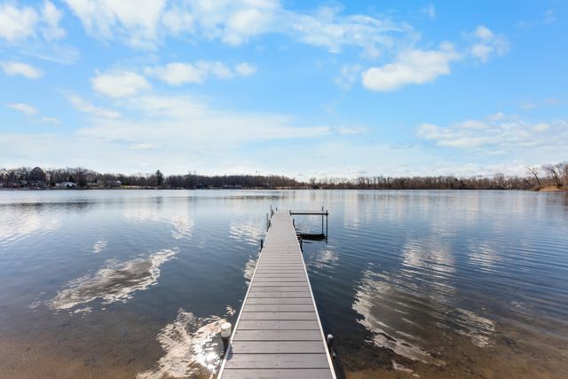 11159 W Perch Lake Drive W, Cement City, MI 49233