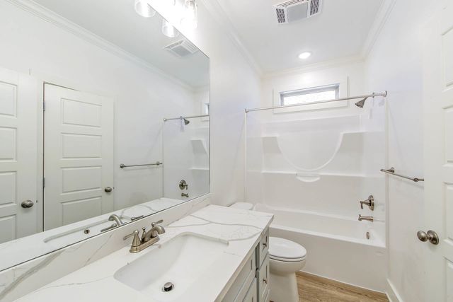 204 Sugar Ridge Drive, Houma, LA 70360