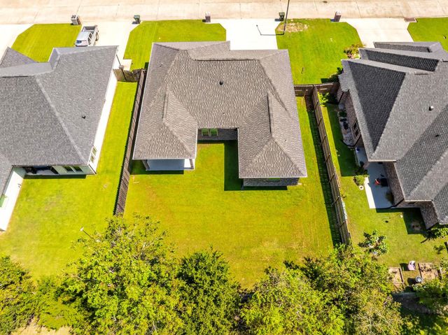 204 Sugar Ridge Drive, Houma, LA 70360