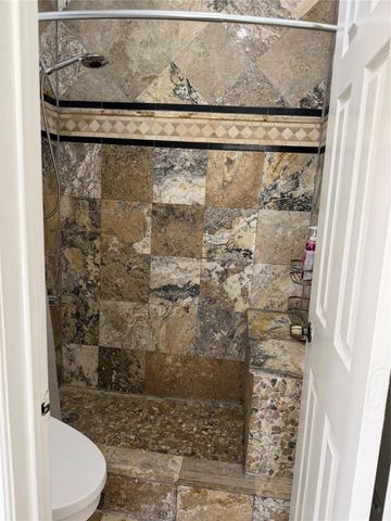 8301 Sands Point Drive 189, Houston, TX 77036