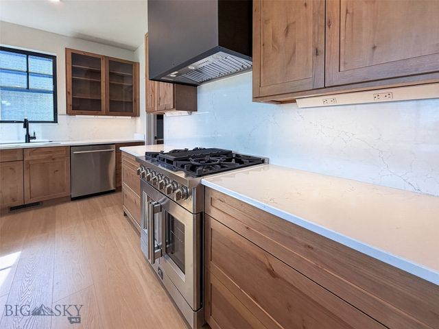 86 Hilgard Peak Court, Bozeman, MT 59718