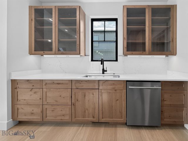 86 Hilgard Peak Court, Bozeman, MT 59718