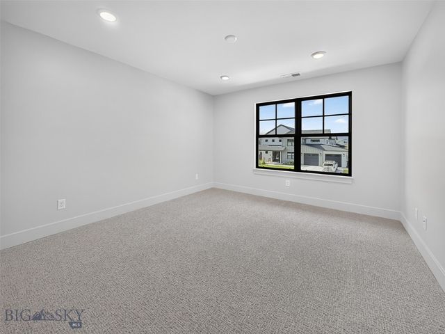 86 Hilgard Peak Court, Bozeman, MT 59718