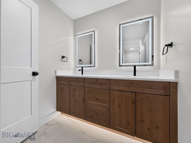 86 Hilgard Peak Court, Bozeman, MT 59718