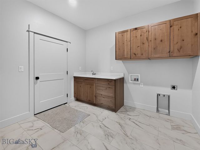 86 Hilgard Peak Court, Bozeman, MT 59718