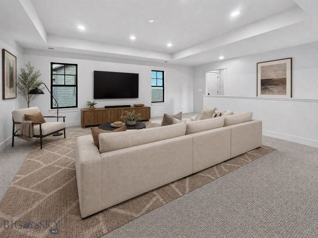 86 Hilgard Peak Court, Bozeman, MT 59718