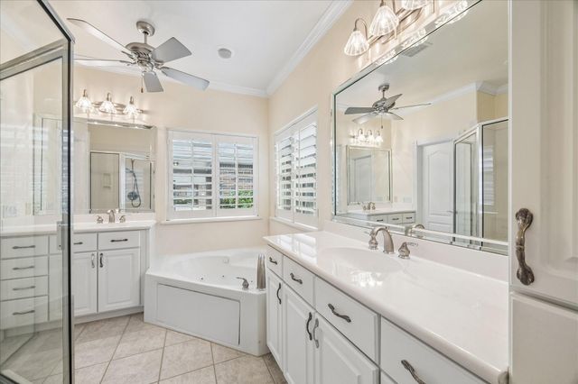 204 Clearview Avenue D, Friendswood, TX 77546