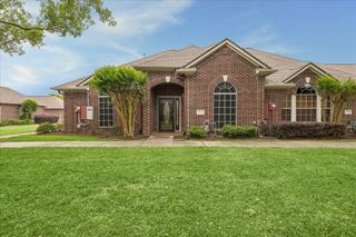 204 Clearview Avenue D, Friendswood, TX 77546