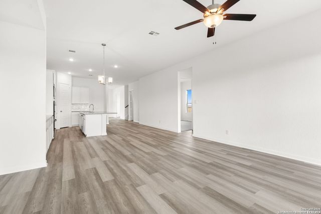 4548 YOAKUM VLY, Cibolo, TX 78108