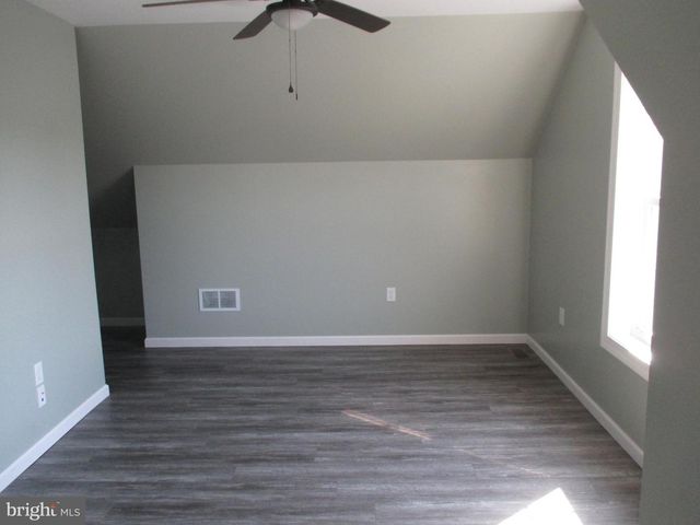 1148 STANLEY AVENUE, Chambersburg, PA 17201