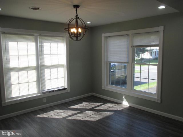 1148 STANLEY AVENUE, Chambersburg, PA 17201