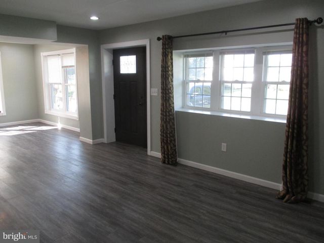 1148 STANLEY AVENUE, Chambersburg, PA 17201