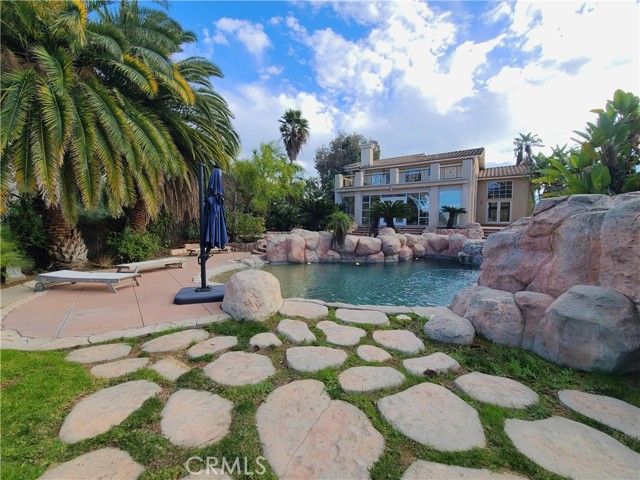 306 Edgemont Drive, Redlands, CA 92373