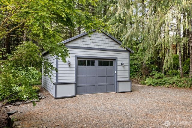 28210 SE 268th Street, Ravensdale, WA 98051