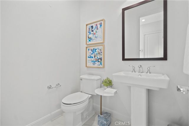 37 Caspian, Lake Forest, CA 92630