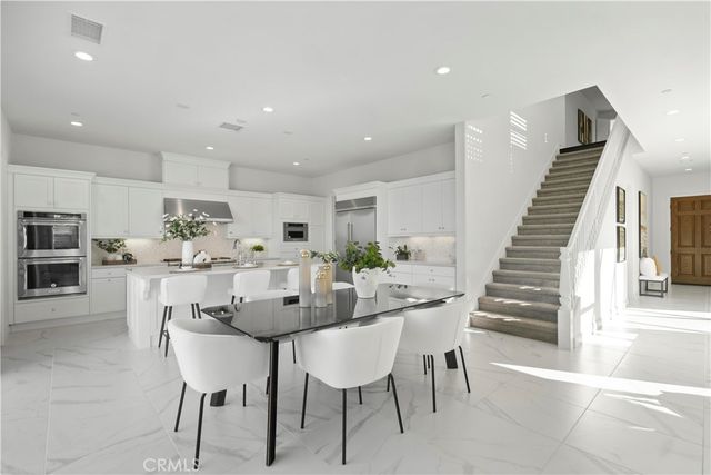 37 Caspian, Lake Forest, CA 92630