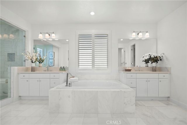 37 Caspian, Lake Forest, CA 92630