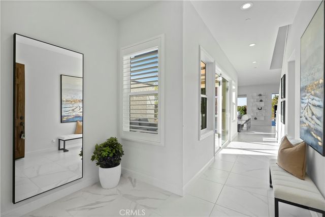 37 Caspian, Lake Forest, CA 92630