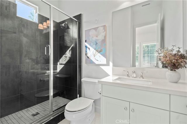 37 Caspian, Lake Forest, CA 92630