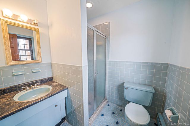 10 Penelope Drive, East Setauket, NY 11733