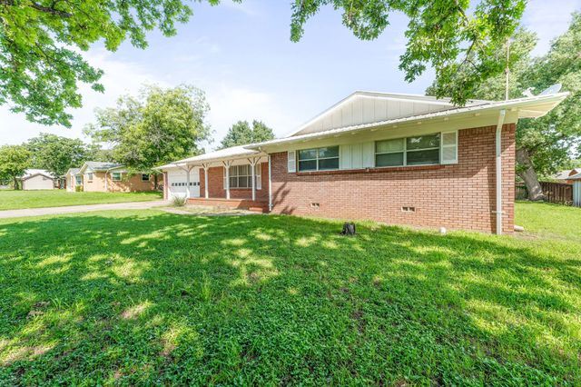 1007 College Avenue, Glen Rose, TX 76043