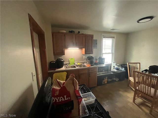 3688 W 15th Street, Cleveland, OH 44109