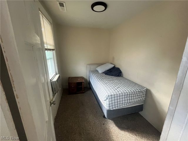 3688 W 15th Street, Cleveland, OH 44109