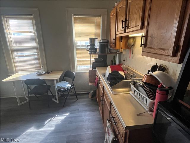 3688 W 15th Street, Cleveland, OH 44109