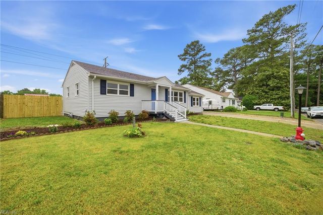 2521 Lynnriver DR, Virginia Beach, VA 23452