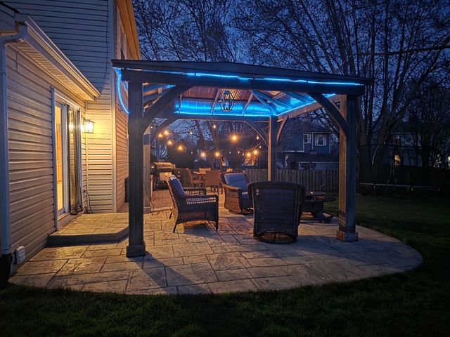 1292 LILAC Lane, Carol Stream, IL 60188