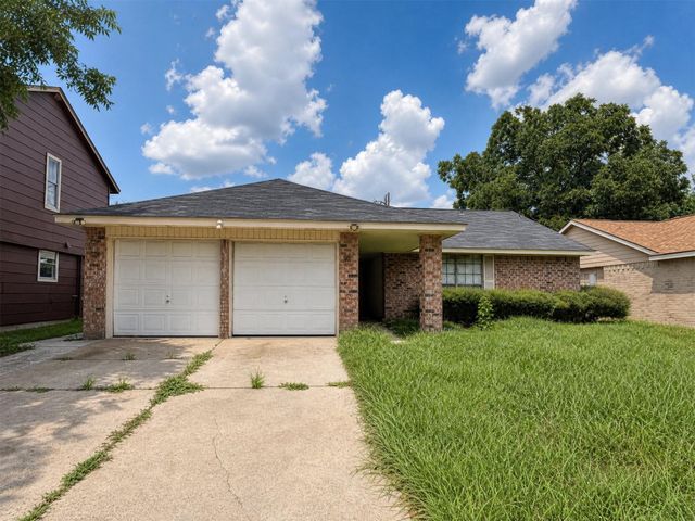 2802 Skelton Drive, Houston, TX 77067