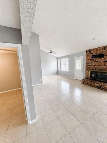 2802 Skelton Drive, Houston, TX 77067