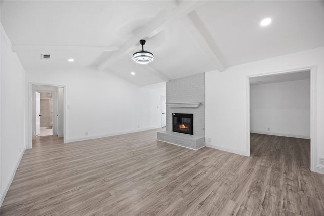 1870 El Paso Street, Lewisville, TX 75077