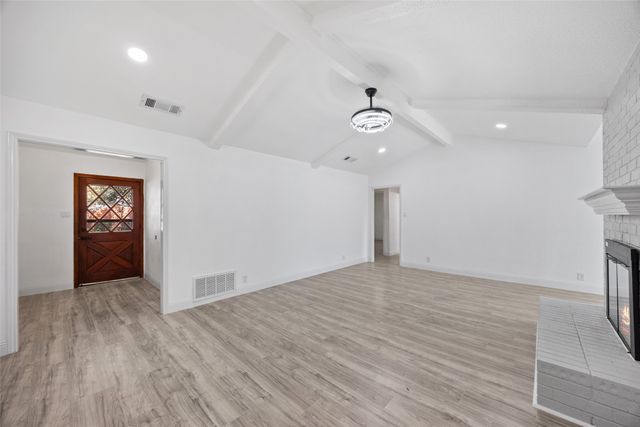 1870 El Paso Street, Lewisville, TX 75077