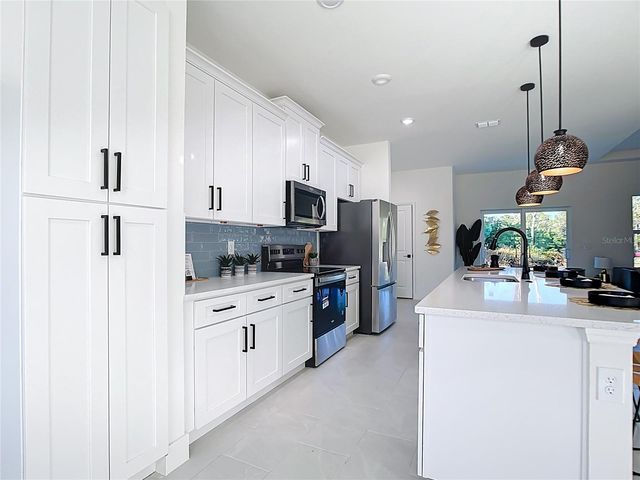 422 EISENHOWER BOULEVARD, Lehigh Acres, FL 33974