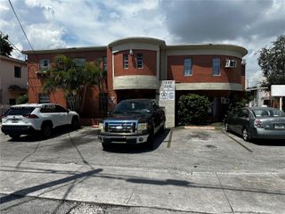 100 SW 18th Court 2, Miami, FL 33135