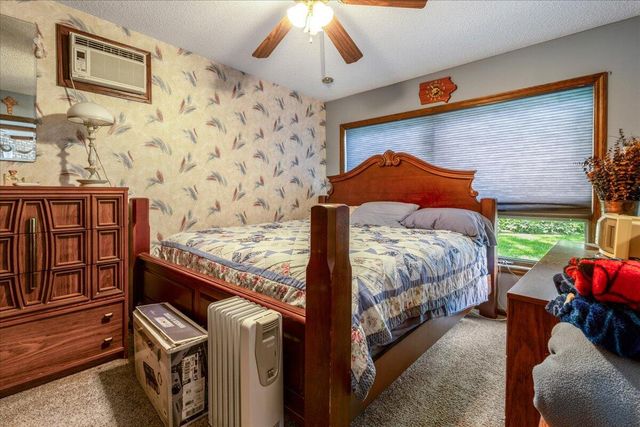 329 PROSPECT Street, Council Bluffs, IA 51503