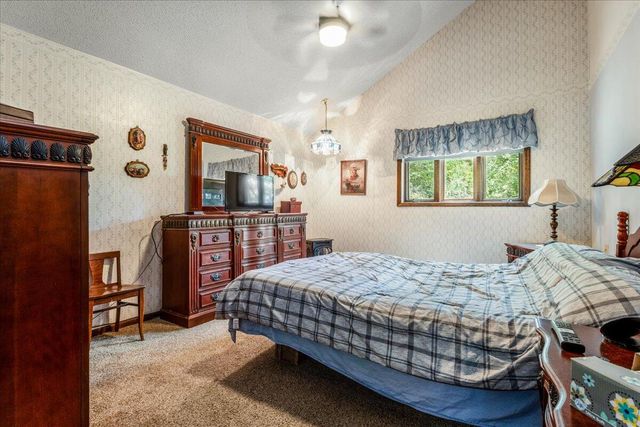 329 PROSPECT Street, Council Bluffs, IA 51503